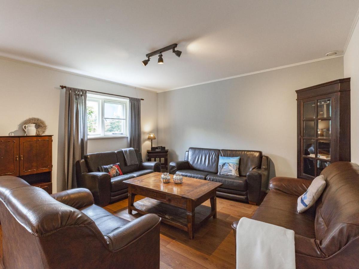 Charming Holiday Home near Beach in Meliskerke Eksteriør bilde