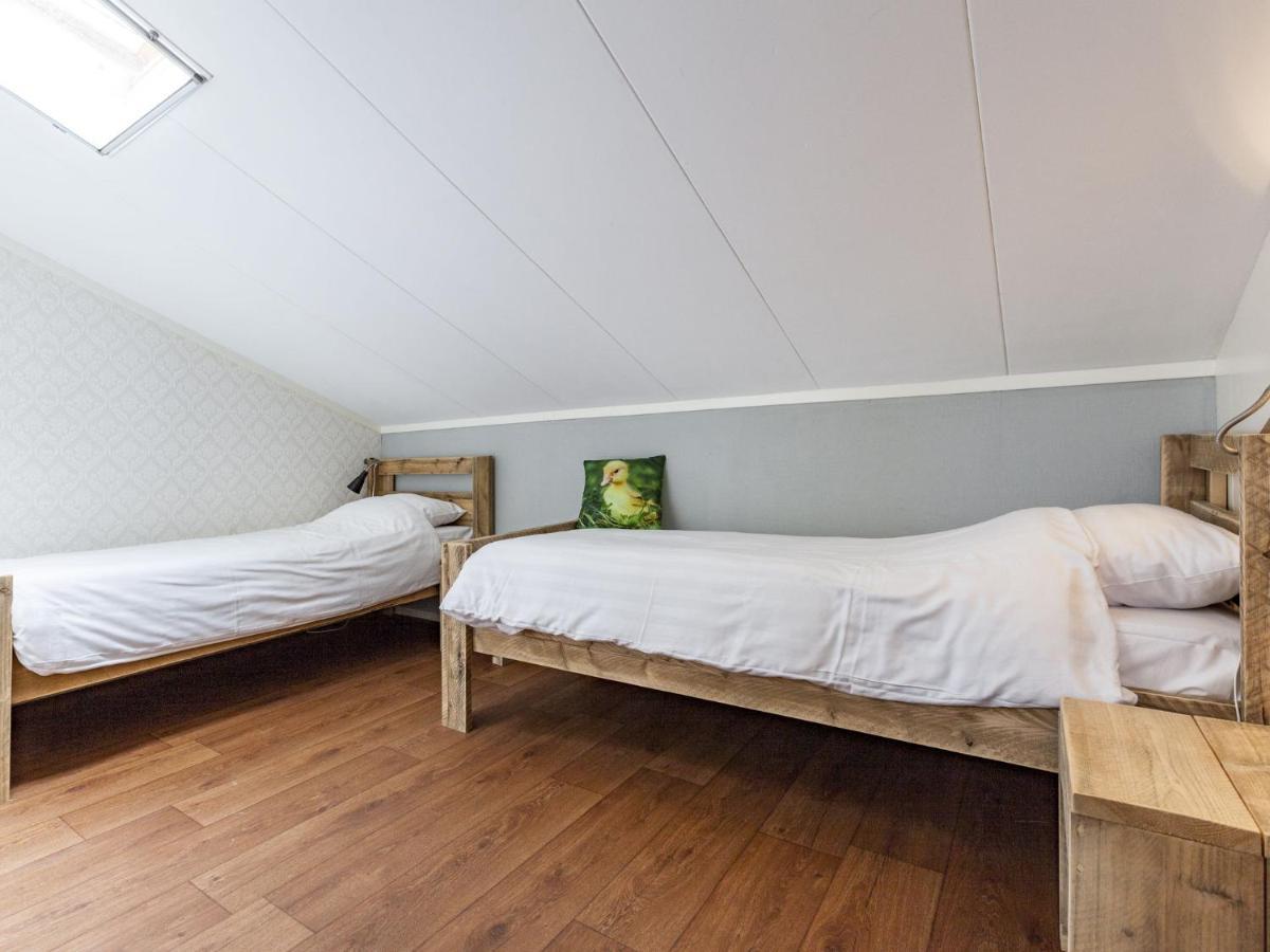 Charming Holiday Home near Beach in Meliskerke Eksteriør bilde