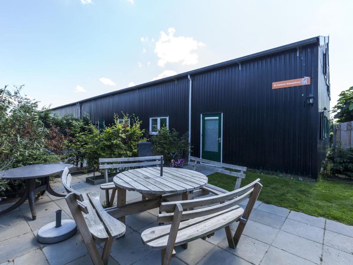 Charming Holiday Home near Beach in Meliskerke Eksteriør bilde