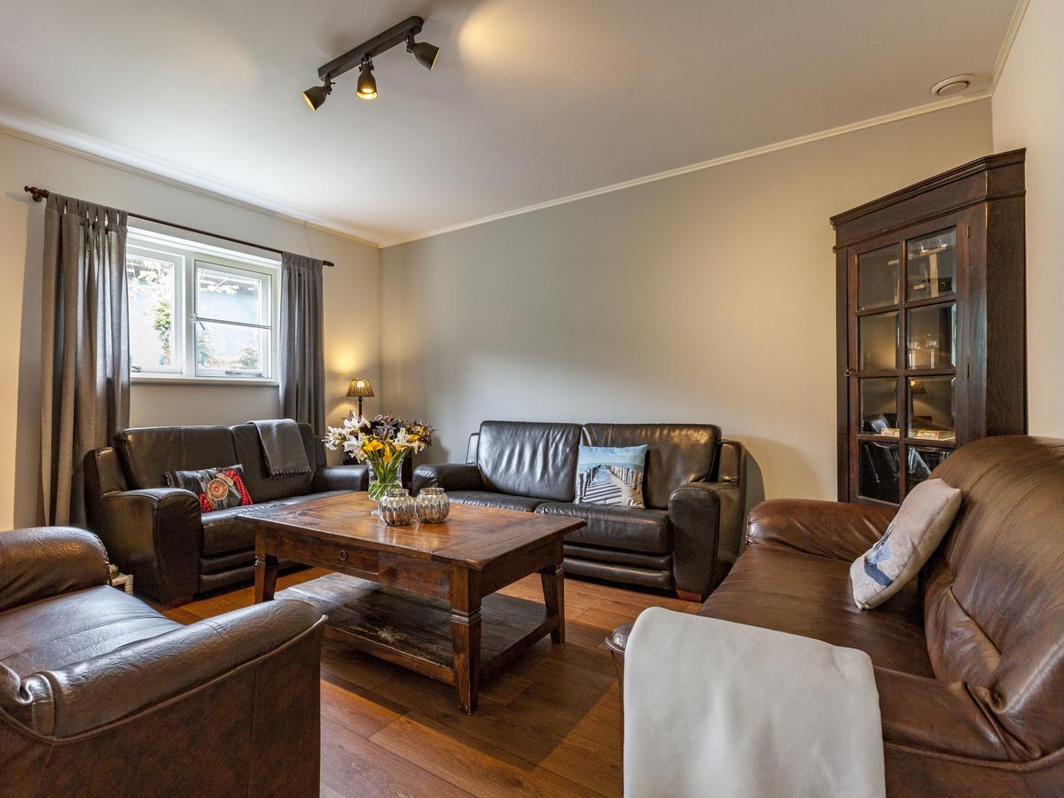 Charming Holiday Home near Beach in Meliskerke Eksteriør bilde