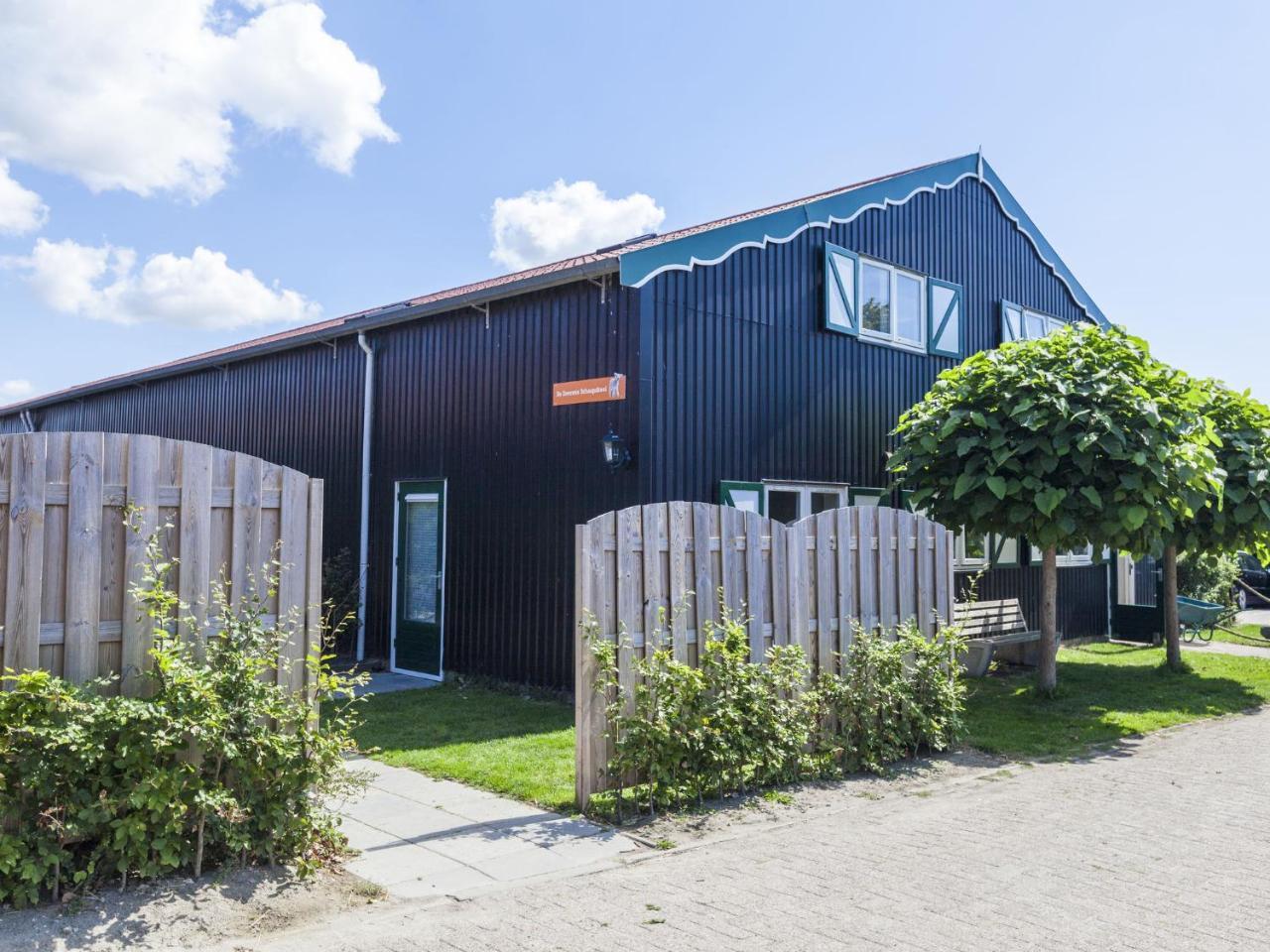 Charming Holiday Home near Beach in Meliskerke Eksteriør bilde